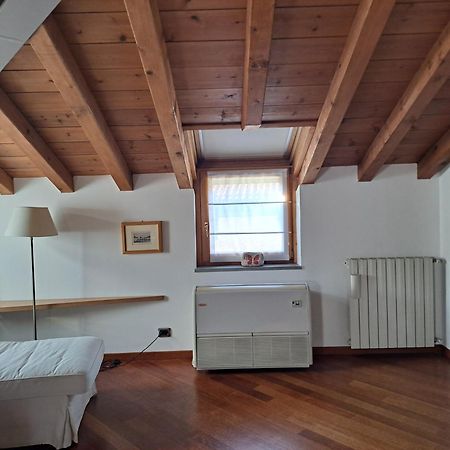 Post Office Holidays House Bergame Extérieur photo
